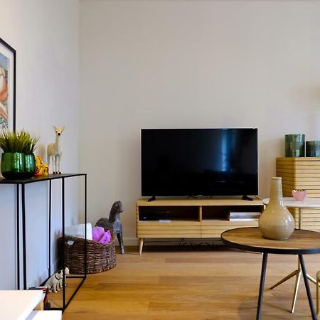 Modern Appartment In The Heart Of ヘント エクステリア 写真