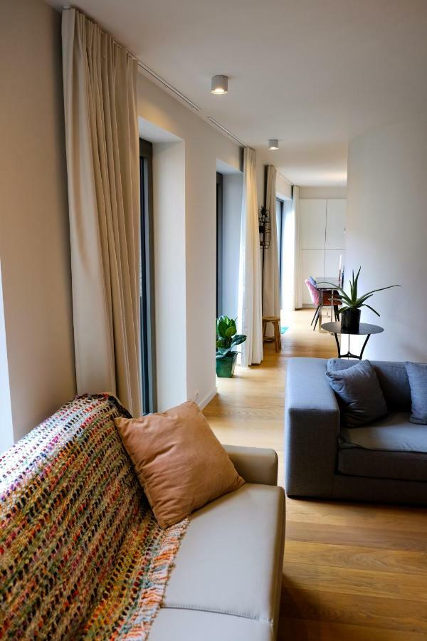 Modern Appartment In The Heart Of ヘント エクステリア 写真